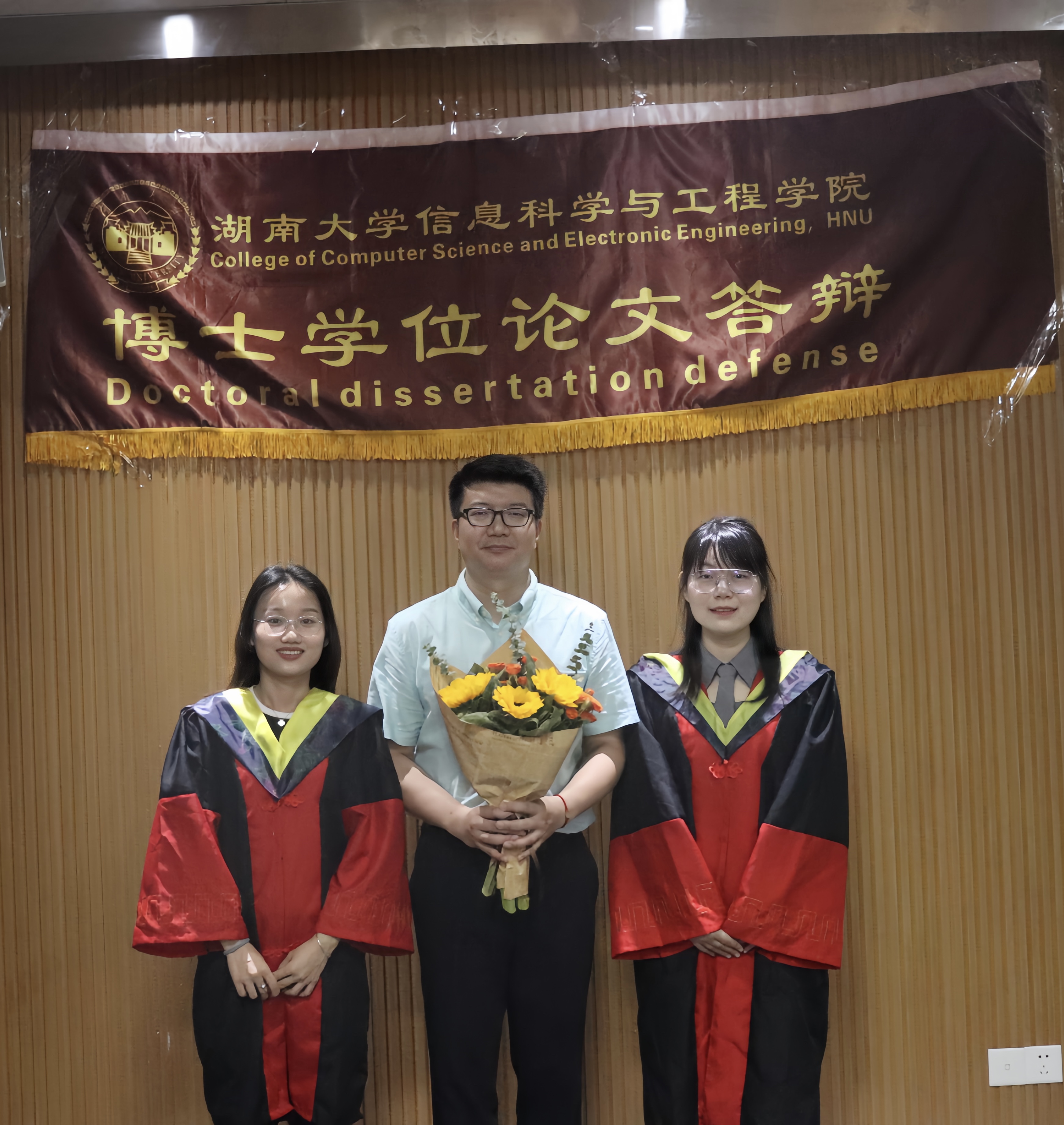 Oops! Something wrong has happened.