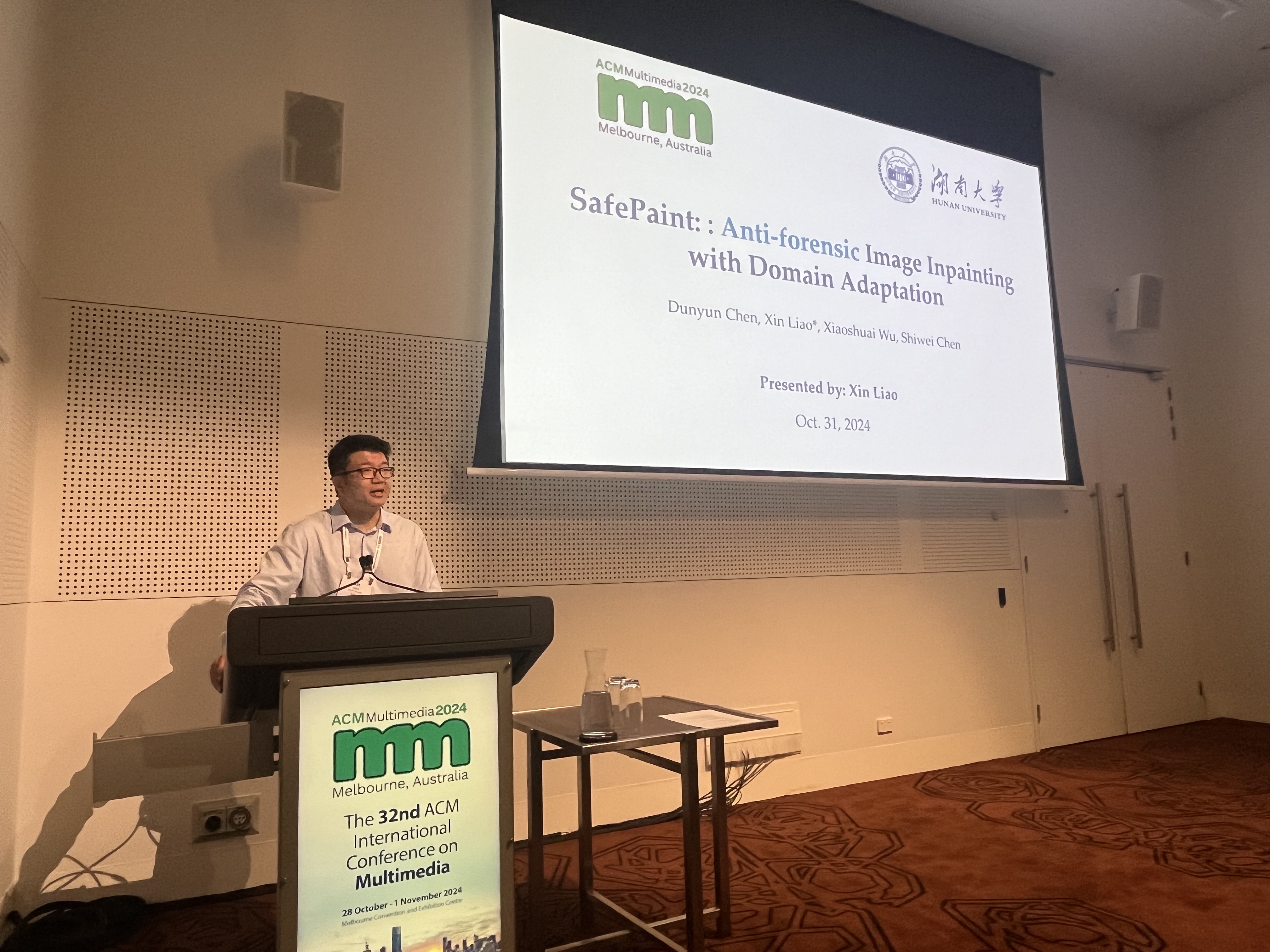 Oops! Something wrong has happened.